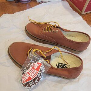 VANS, Authentic Gumsole Sequoia/Boot Laces Men's Classic Skate Shoes, Size 7.5